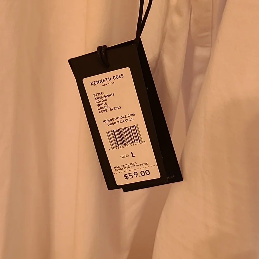 Kenneth Cole Long Sleeve Quater Button NWT - Picture 4 of 4